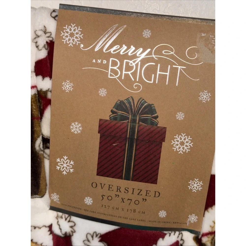 Merry and Bright Smart Dogs Christmas Plush Throw Blanket‎ 50x70 Santa Hats New